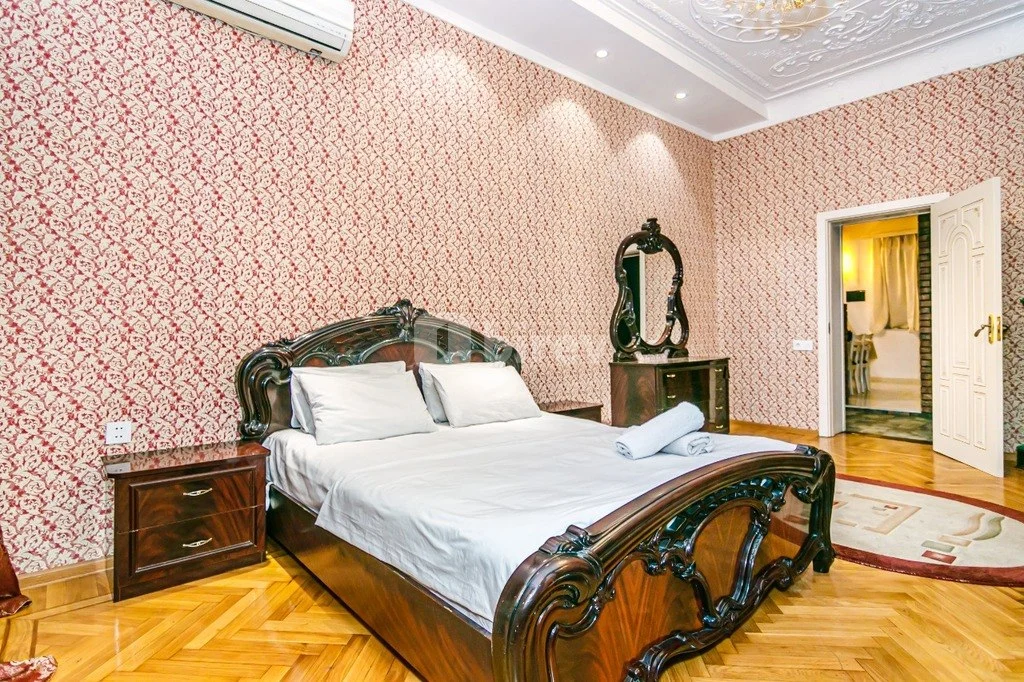 4-комнатная квартира, Сабаильский район, Bül Bül pr. 5, Баку — фото 7