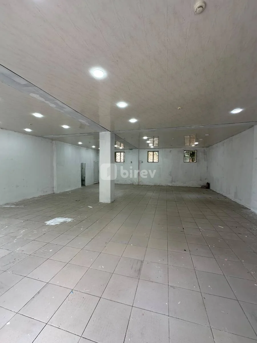 Объект, 4-й микрорайон, Cavadxan küç. 23A, Насиминский район — фото 1
