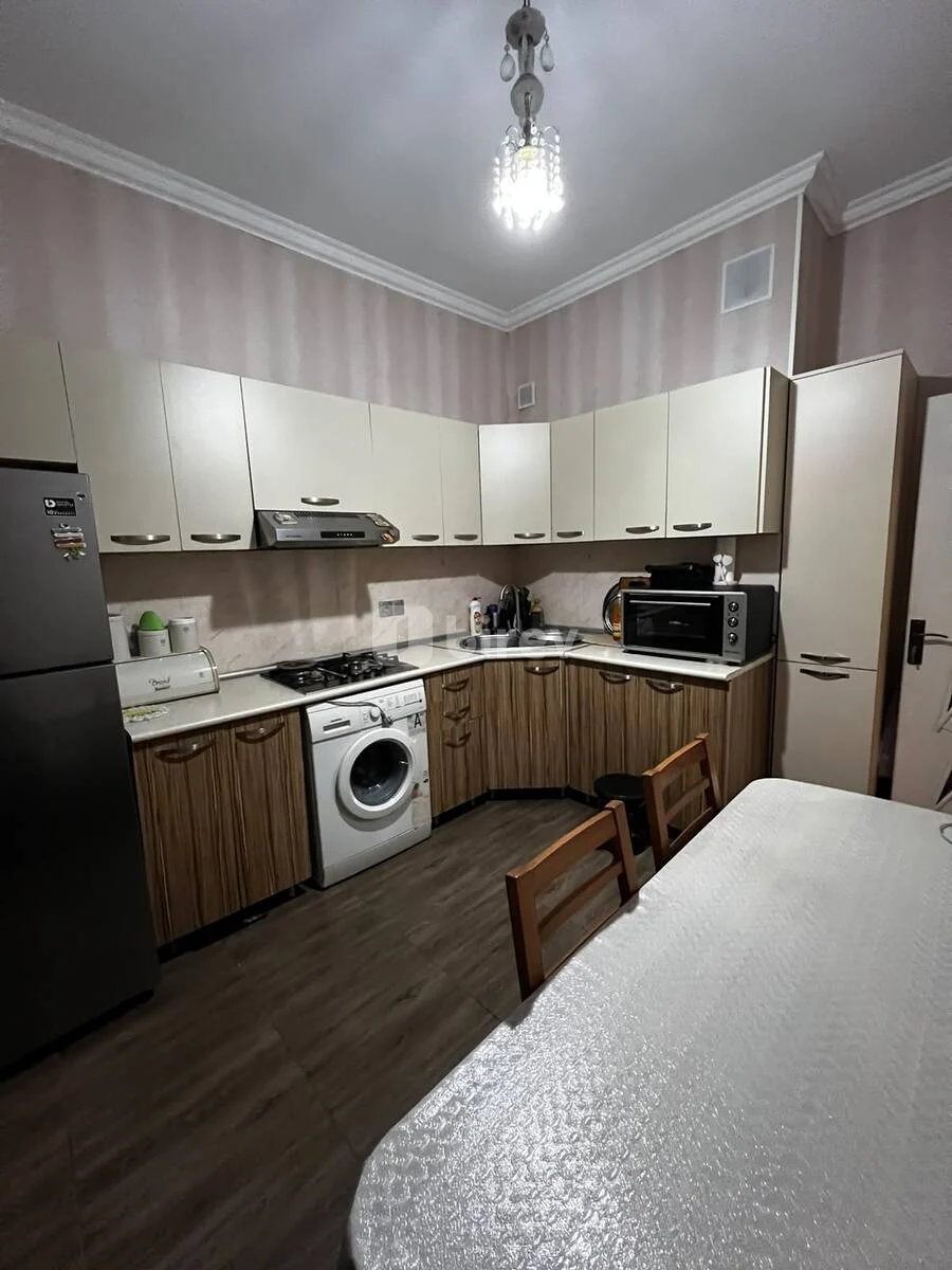 3-комнатная квартира, Насиминский район, İzzət Həmidov Küç, Баку — фото 11