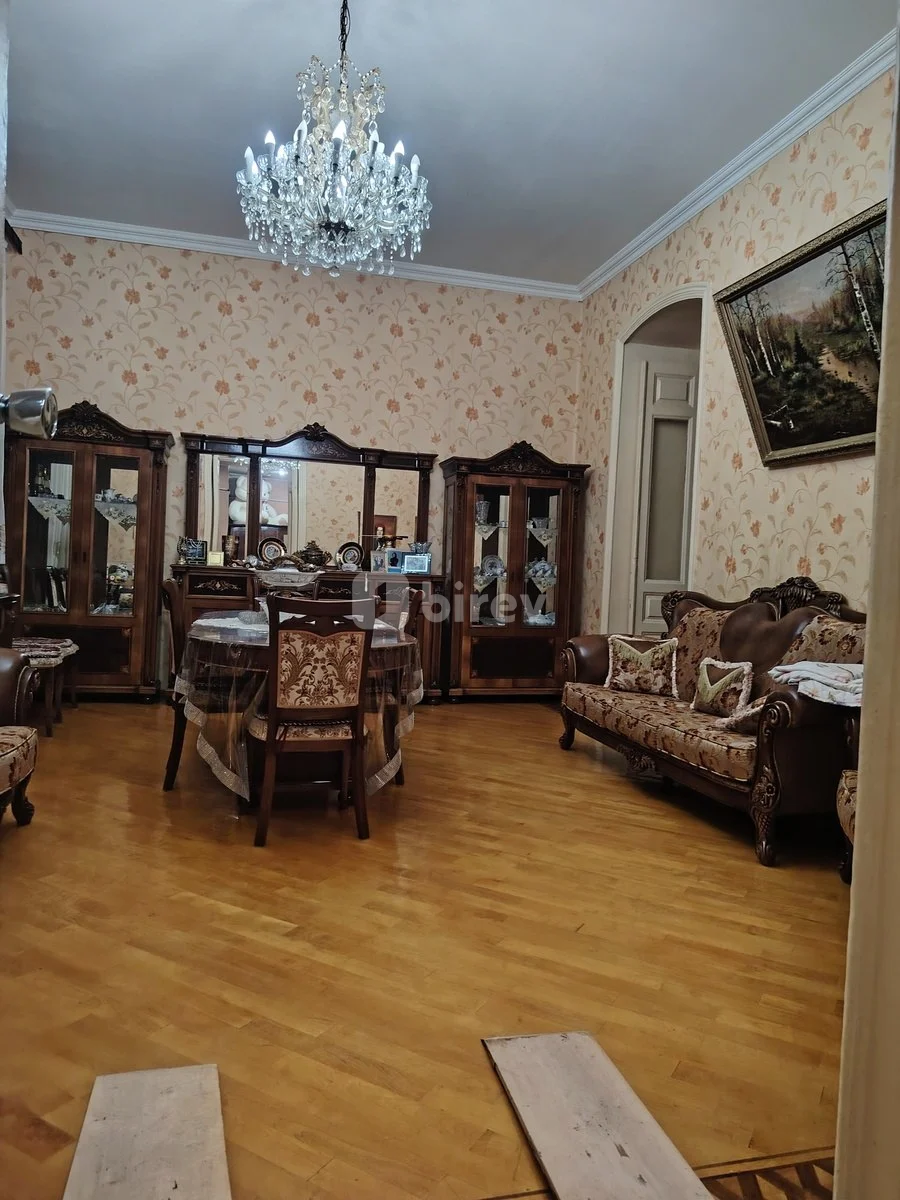 3-комнатная квартира, пос. Кубинка, Shamil Ezizbeyov 92, Насиминский район — фото 2