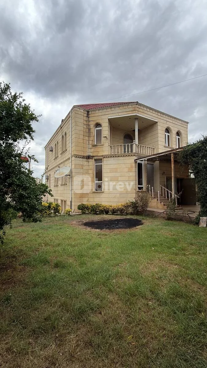 6-комнатный дом, пос. Бакиханов, Yavər Əliyev Küçəsi 13, Сабунчинский район — фото 1