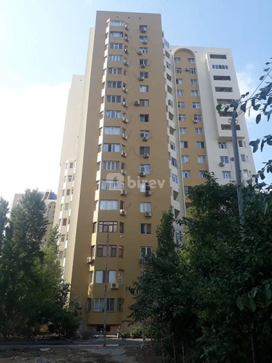 2-комнатная квартира, пос. Белый город, Natiq Əliyev 42, Хатаинский район — фото 1