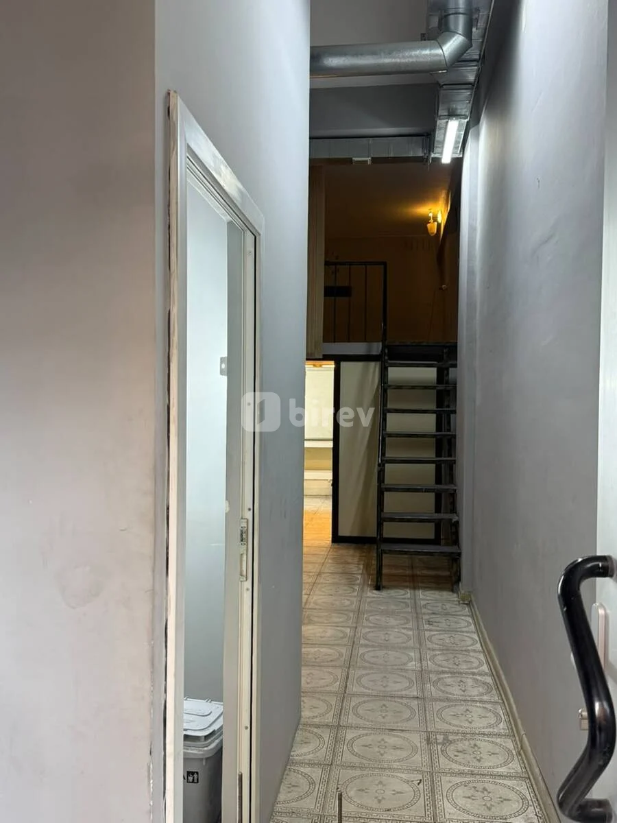 Офис, 6-й микрорайон, Səttar Bəhlulzadə küçəsi, Бинагадинский район — фото 6