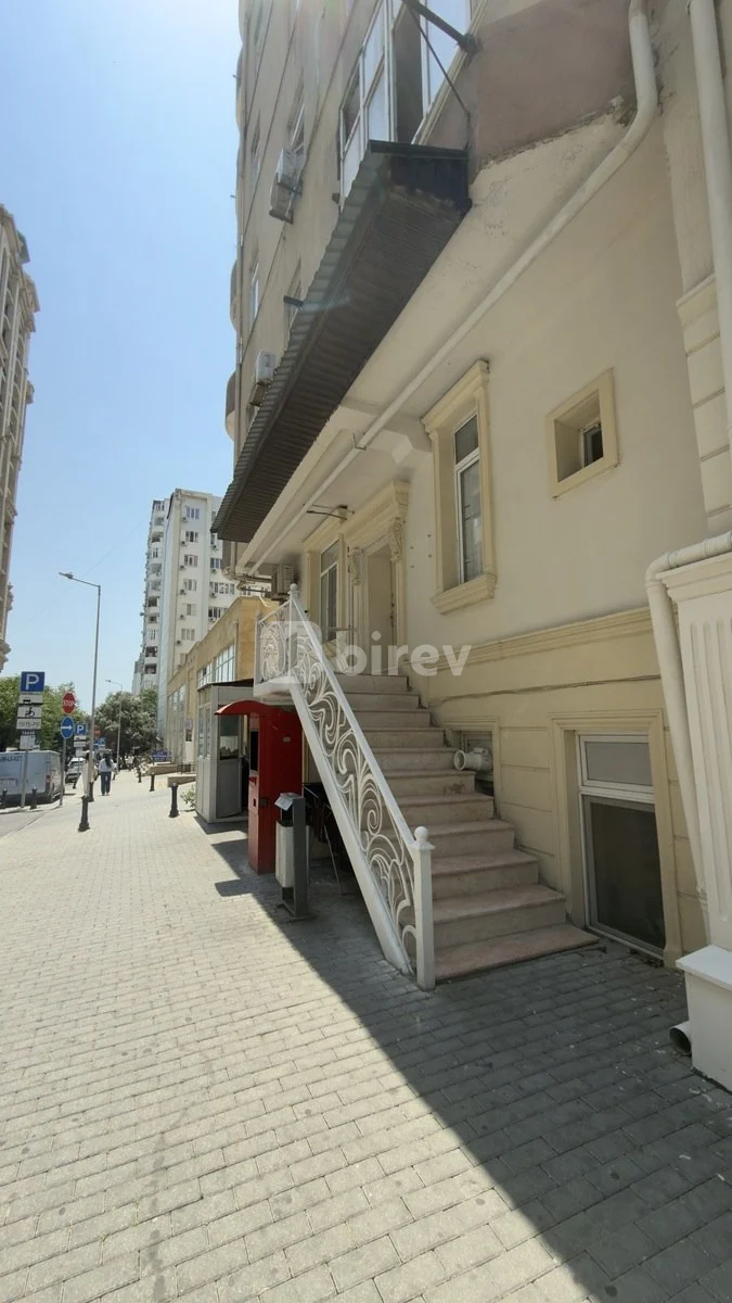 Офис, пос. Ени Ясамал, Bəsti Bağırova küçəsi 20, Ясамальский район — фото 18