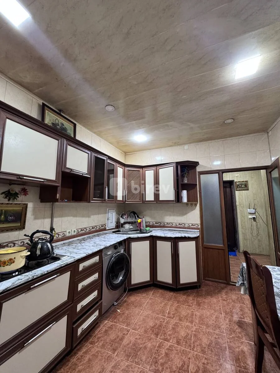 2-комнатная квартира, пос. 8-й километр, İlham Müzəffəroğlu küçəsi, Низаминский район — фото 9
