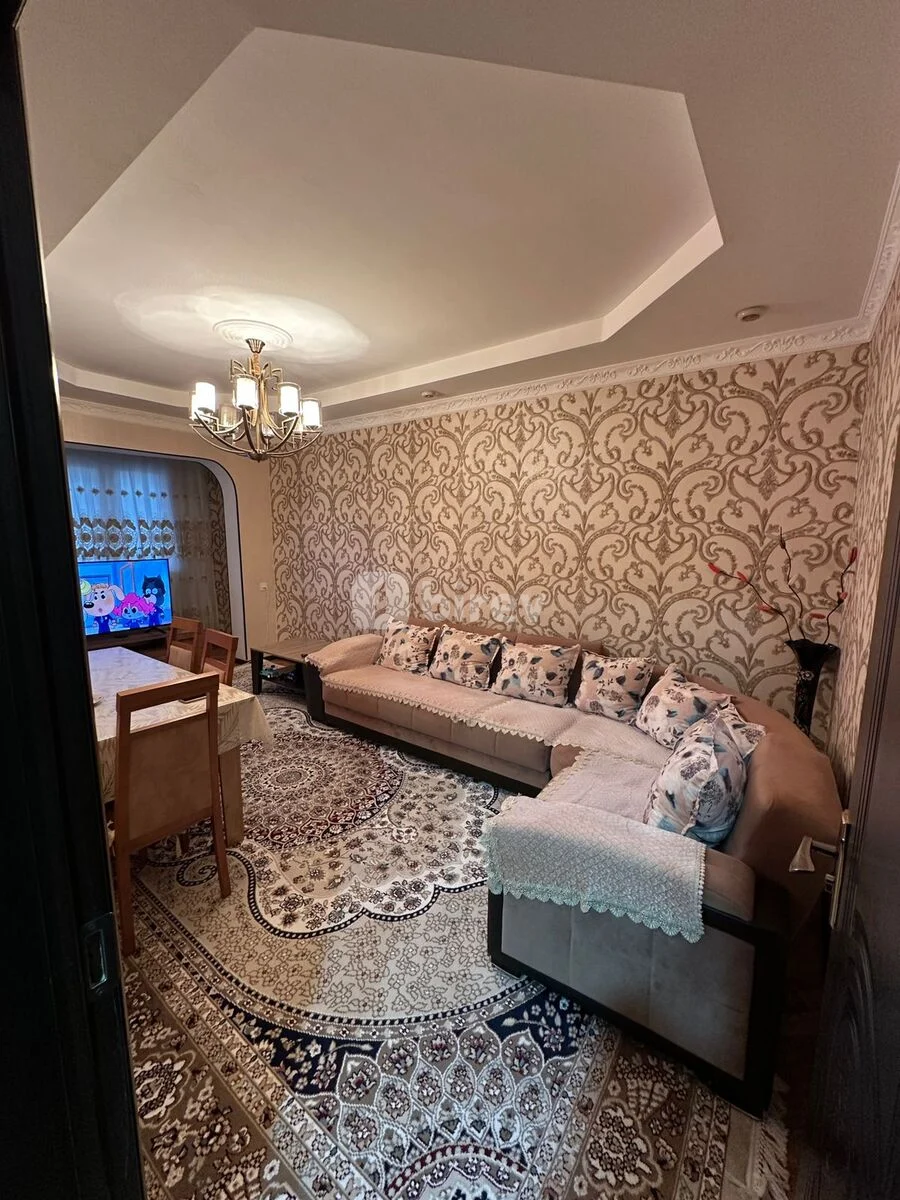 3-комнатная квартира, 4-й микрорайон, Hüseyn Seyidzadə 82, Насиминский район — фото 4