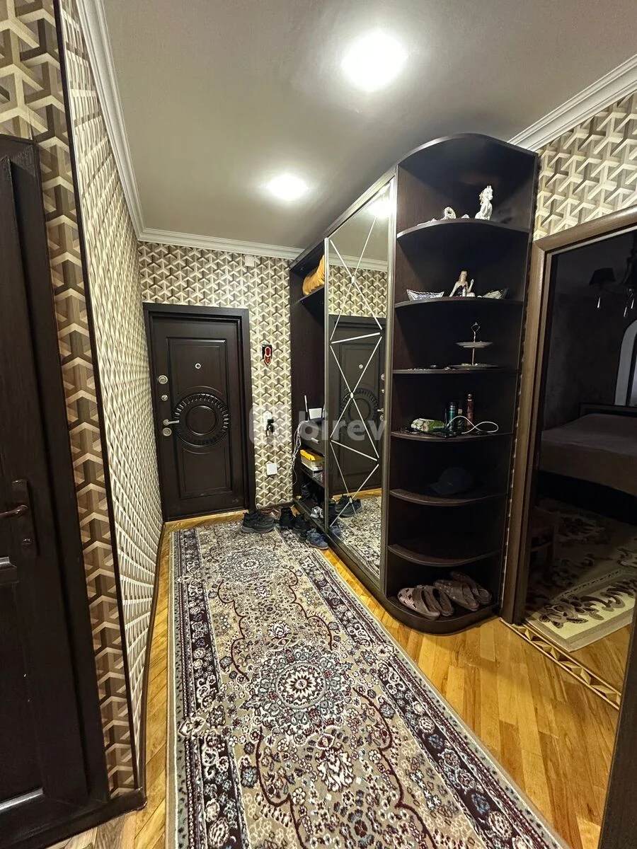 3-комнатная квартира, 4-й микрорайон, Hüseyn Seyidzadə 82, Насиминский район — фото 6