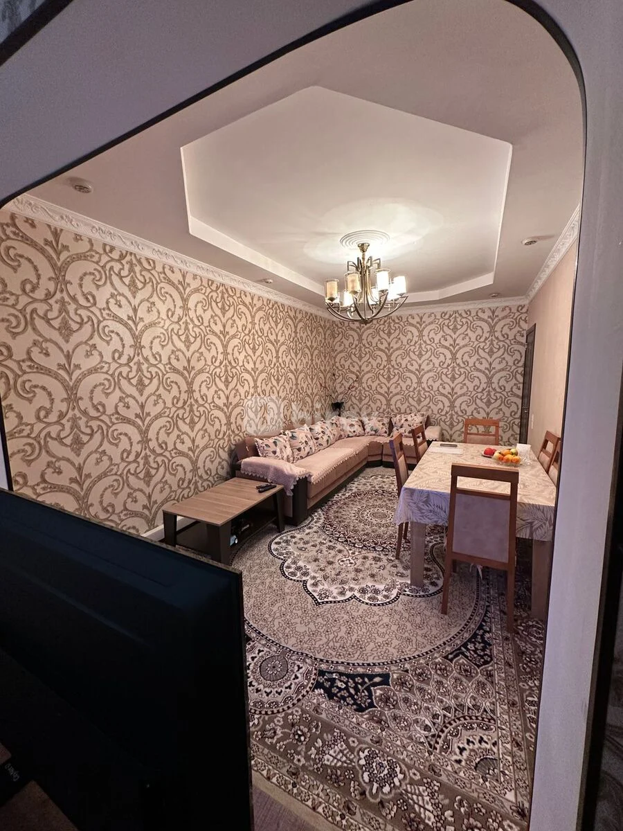 3-комнатная квартира, 4-й микрорайон, Hüseyn Seyidzadə 82, Насиминский район — фото 9