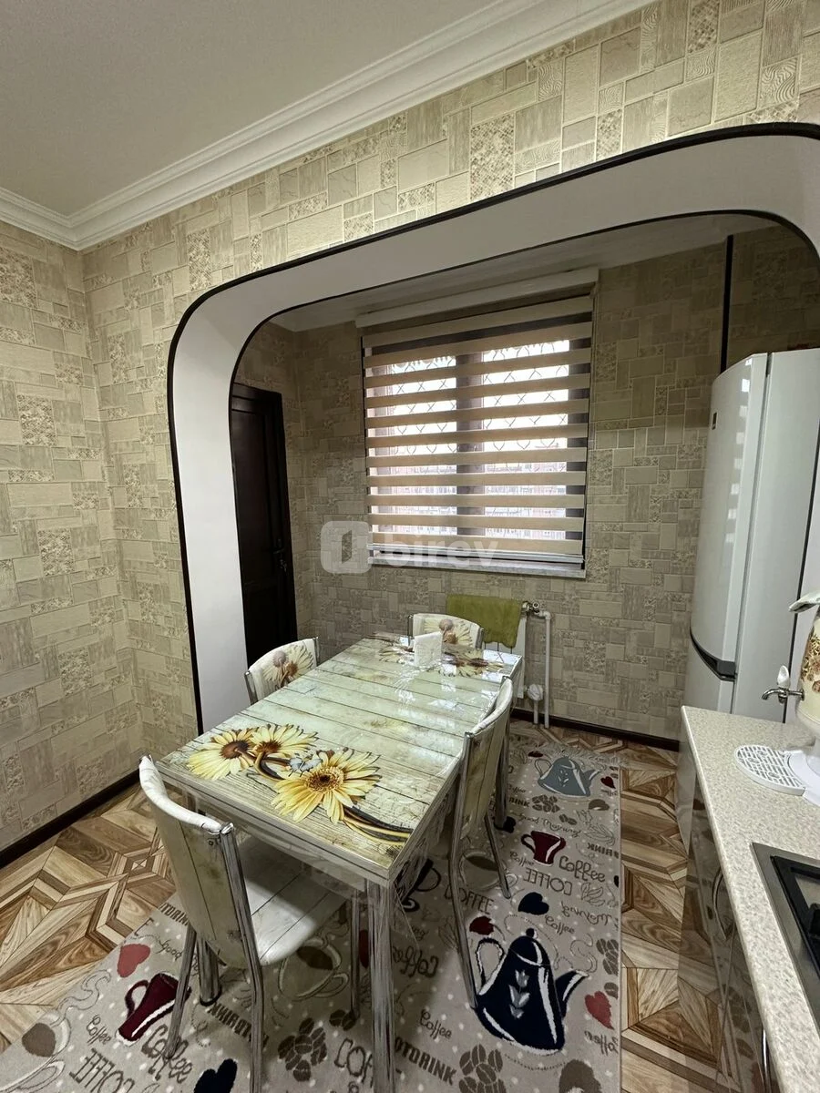 3-комнатная квартира, 4-й микрорайон, Hüseyn Seyidzadə 82, Насиминский район — фото 14