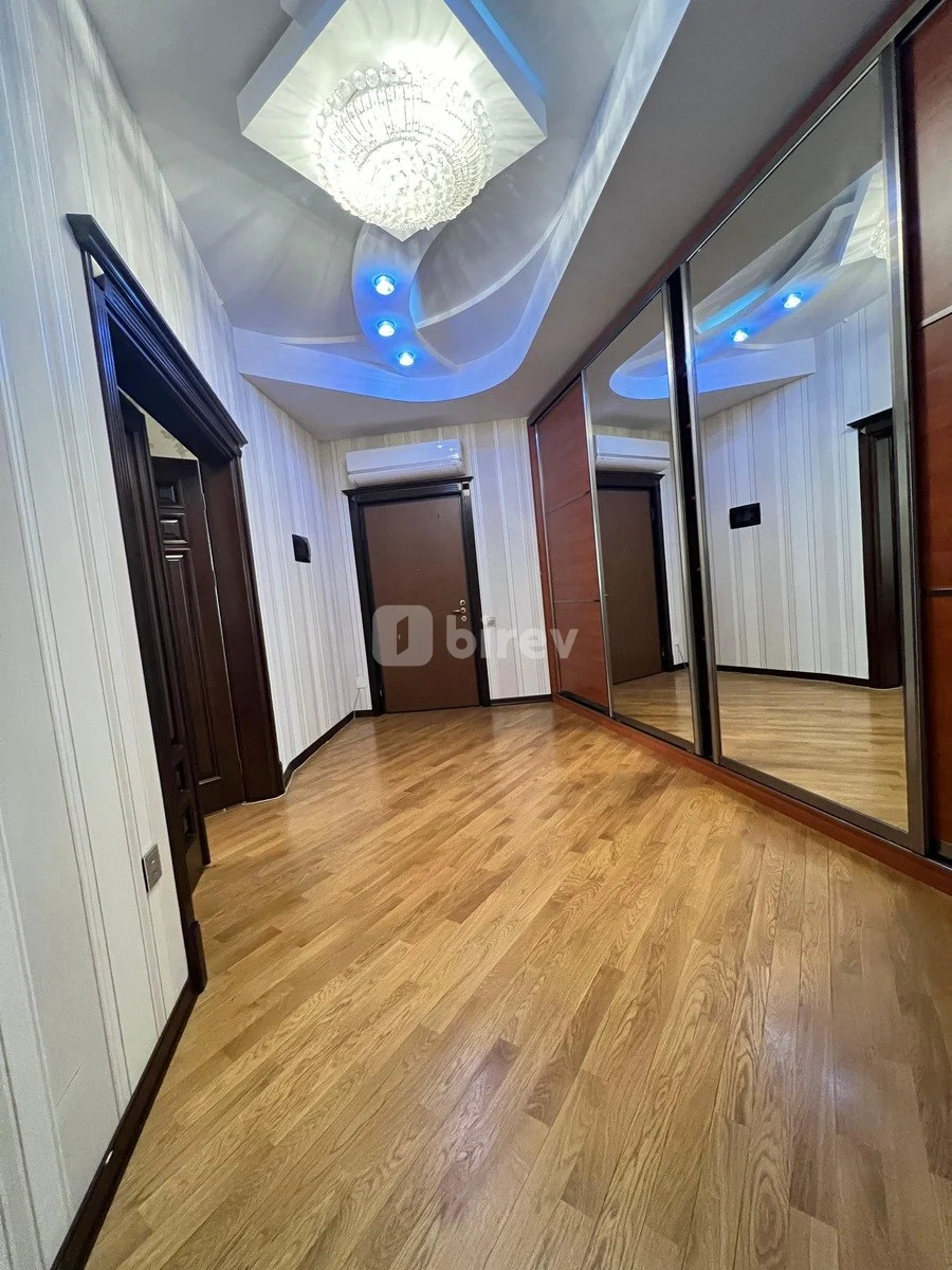 2-комнатная квартира, пос. Белый город, Təməl Residence, Хатаинский район — фото 1