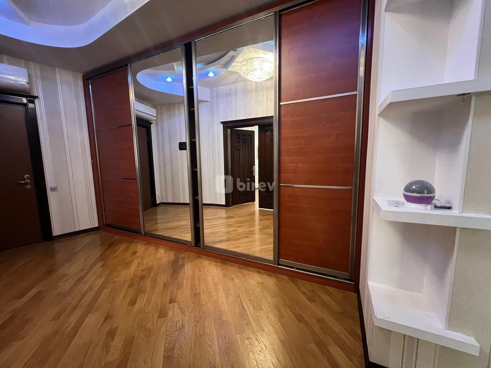 2-комнатная квартира, пос. Белый город, Təməl Residence, Хатаинский район — фото 2