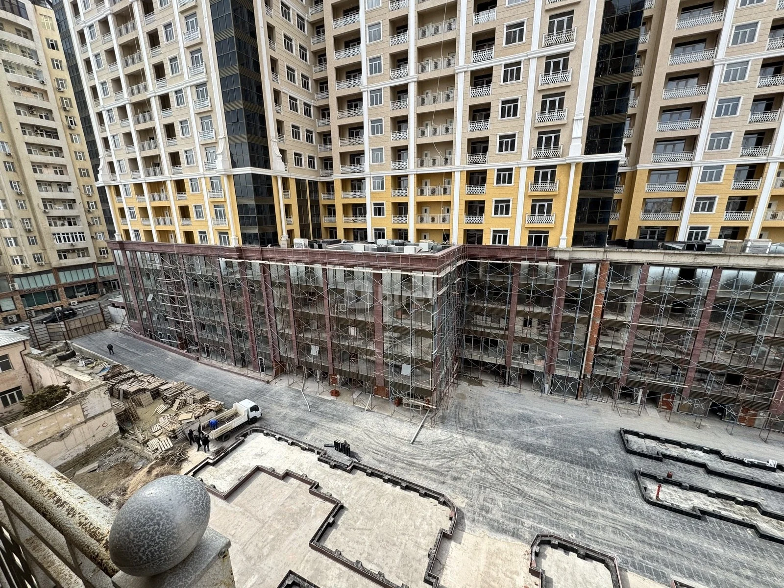 3-комнатная квартира, Наримановский район, Təbriz küçəsi, Баку — фото 2
