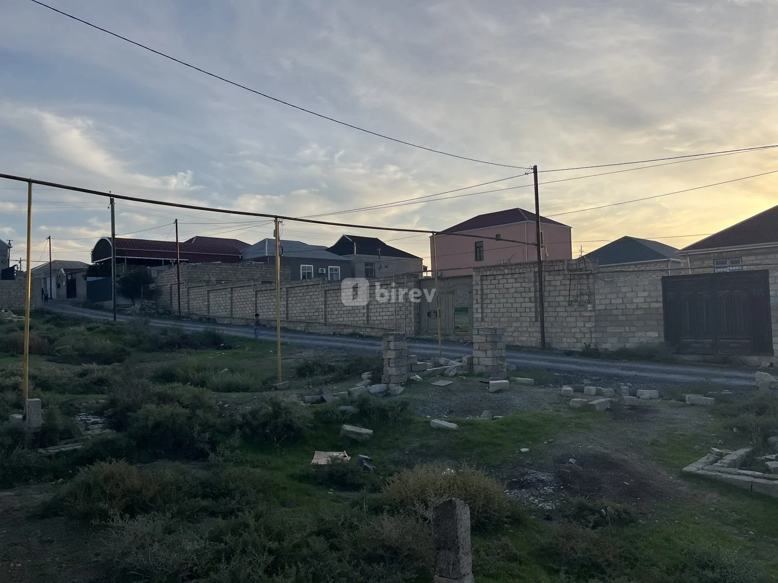 Участок 1 сотка, пос. Ашагы Гюздек, Musviqabad qesebesi Kerpic zavod yolu, Абшеронский район — фото 2