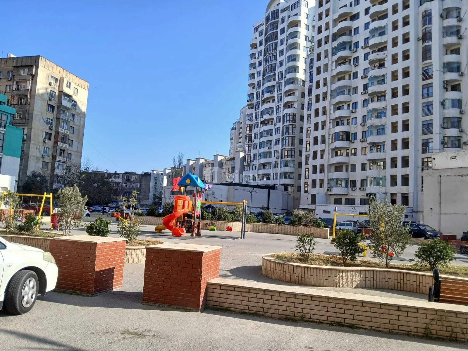 3-комнатная квартира, Насиминский район, Ak.H.Əliyev küçəsi., Баку — фото 2