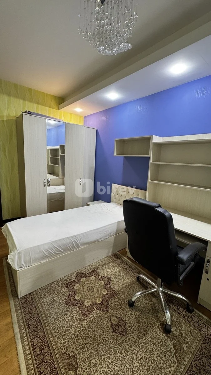 4-комнатная квартира, Хатаинский район, Natiq Əliyev 3 e, Баку — фото 10