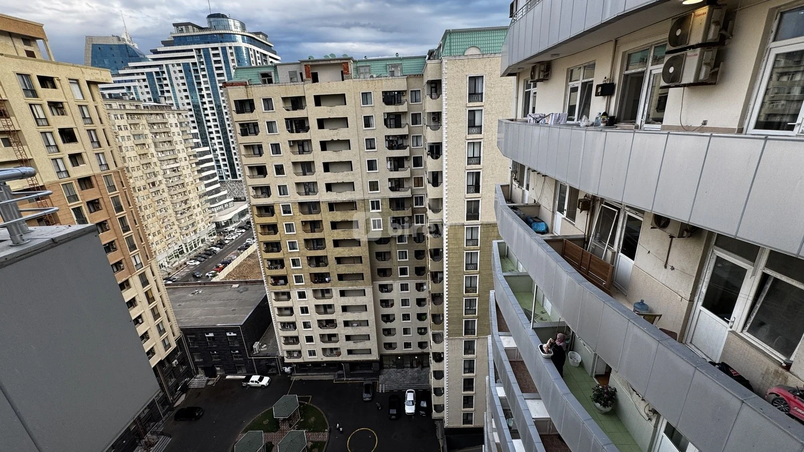 4-комнатная квартира, Хатаинский район, Natiq Əliyev 3 e, Баку — фото 13
