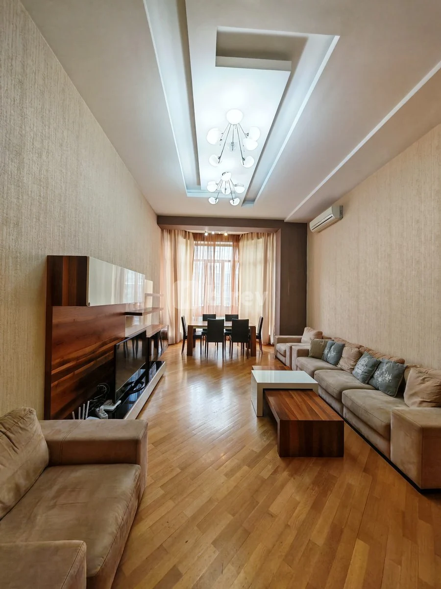 3-комнатная квартира, Сабаильский район, Fəvvarələr meydanı, Баку — фото 8