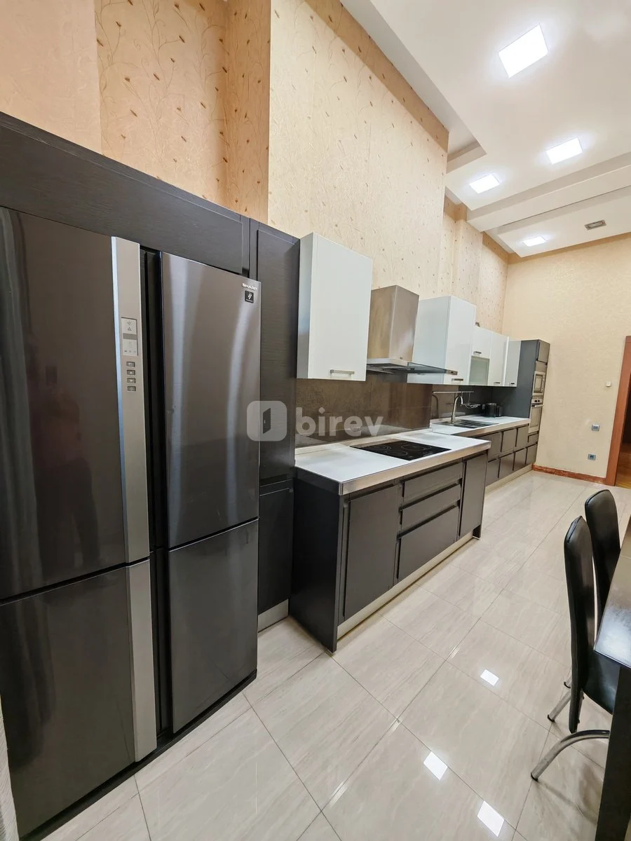 3-комнатная квартира, Сабаильский район, Fəvvarələr meydanı, Баку — фото 15