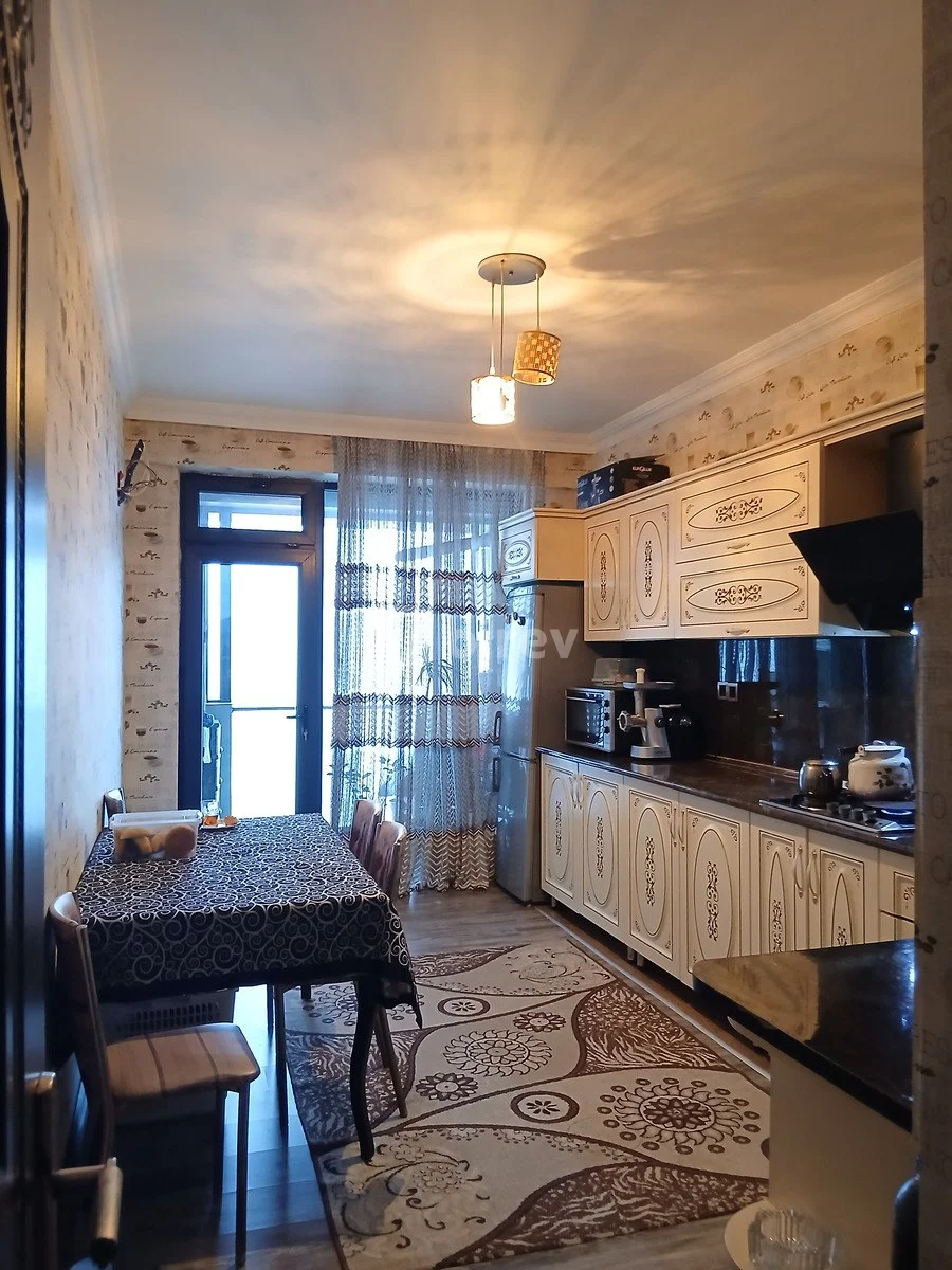 3-комнатная квартира, пос. Ази Асланов, Gəncə prospekti 29/30 Paorama park, Хатаинский район — фото 9