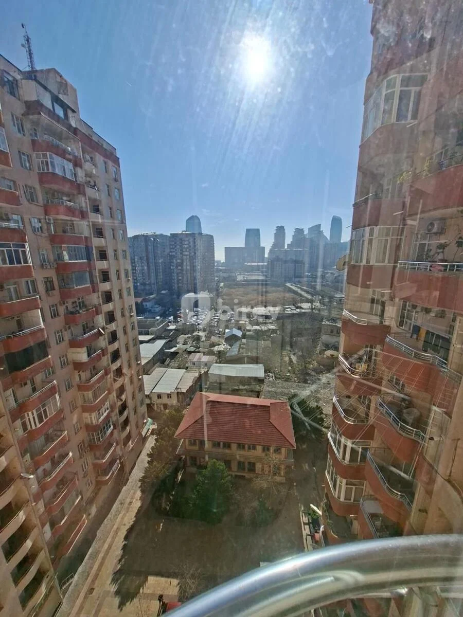 4-комнатная квартира, Хатаинский район, Həsən Salmani küçəsi 17, Баку — фото 5