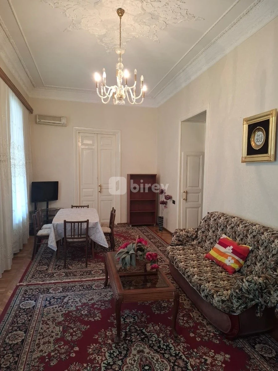 3-комнатная квартира, Насиминский район, Əlövsət Quliyev küç., Баку — фото 13
