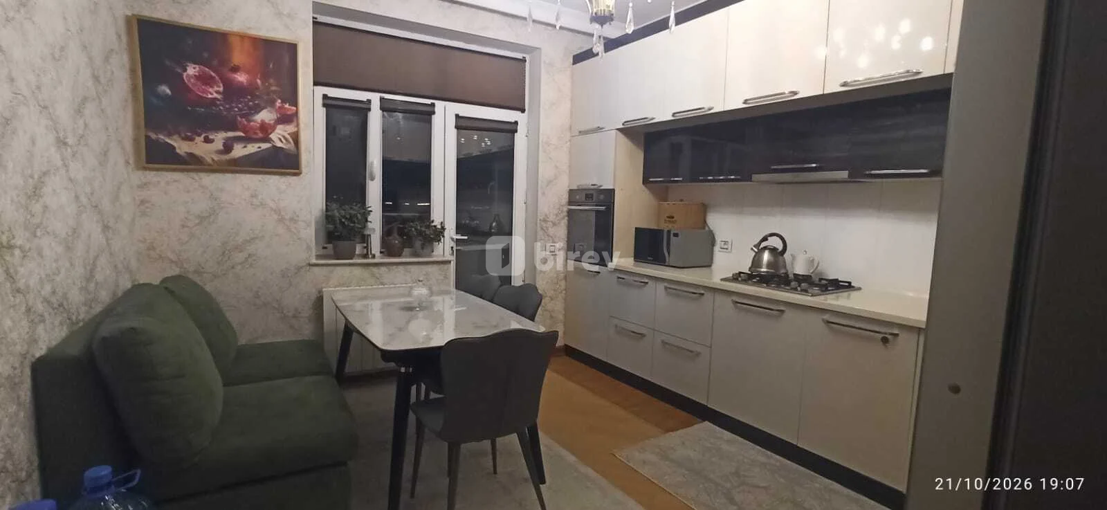 3-комнатная квартира, 8-й микрорайон, Əcəmi Naxçıvani, Бинагадинский район — фото 1