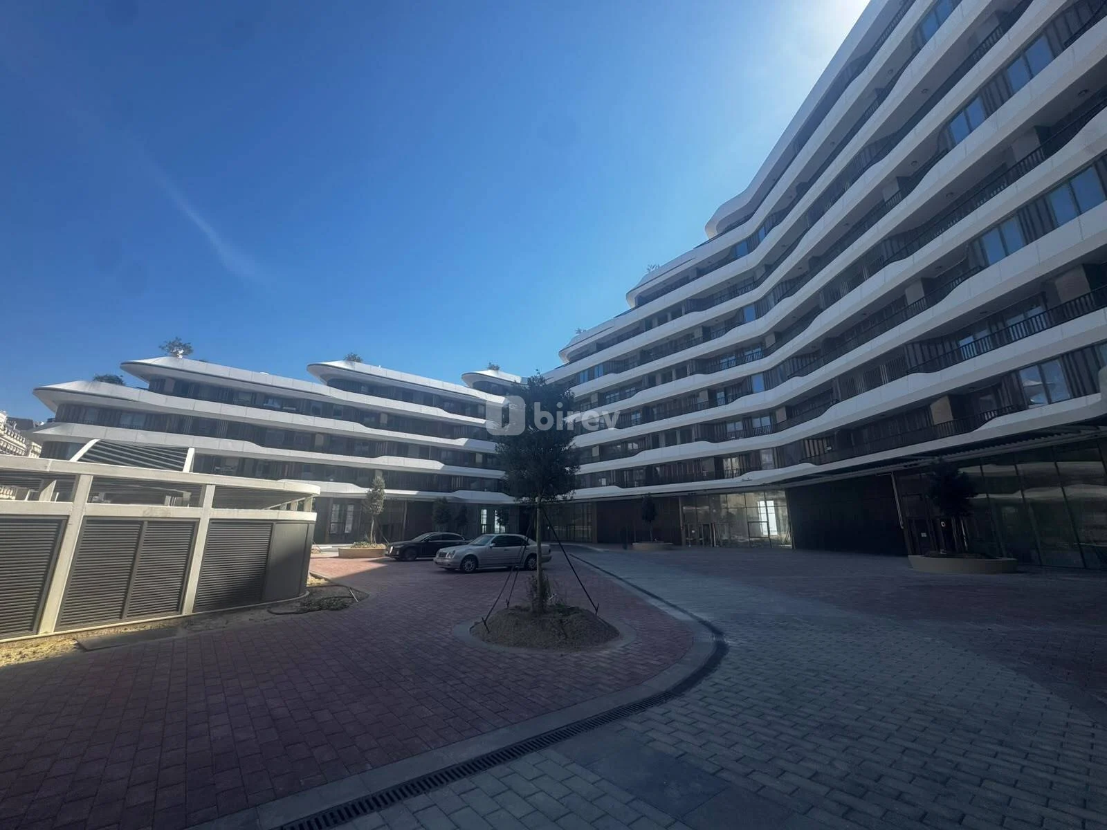 4-комнатная квартира, пос. Белый город, Ağ şəhər qəsəbəsi, Хатаинский район — фото 3