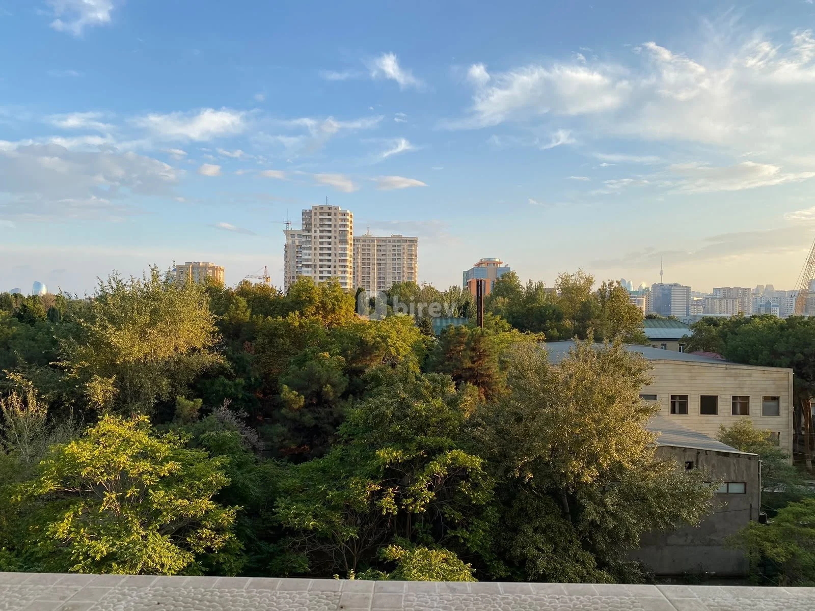 3-комнатная квартира, Насиминский район, Cəlil Məmmədquluzadə küç. 108, Баку — фото 1