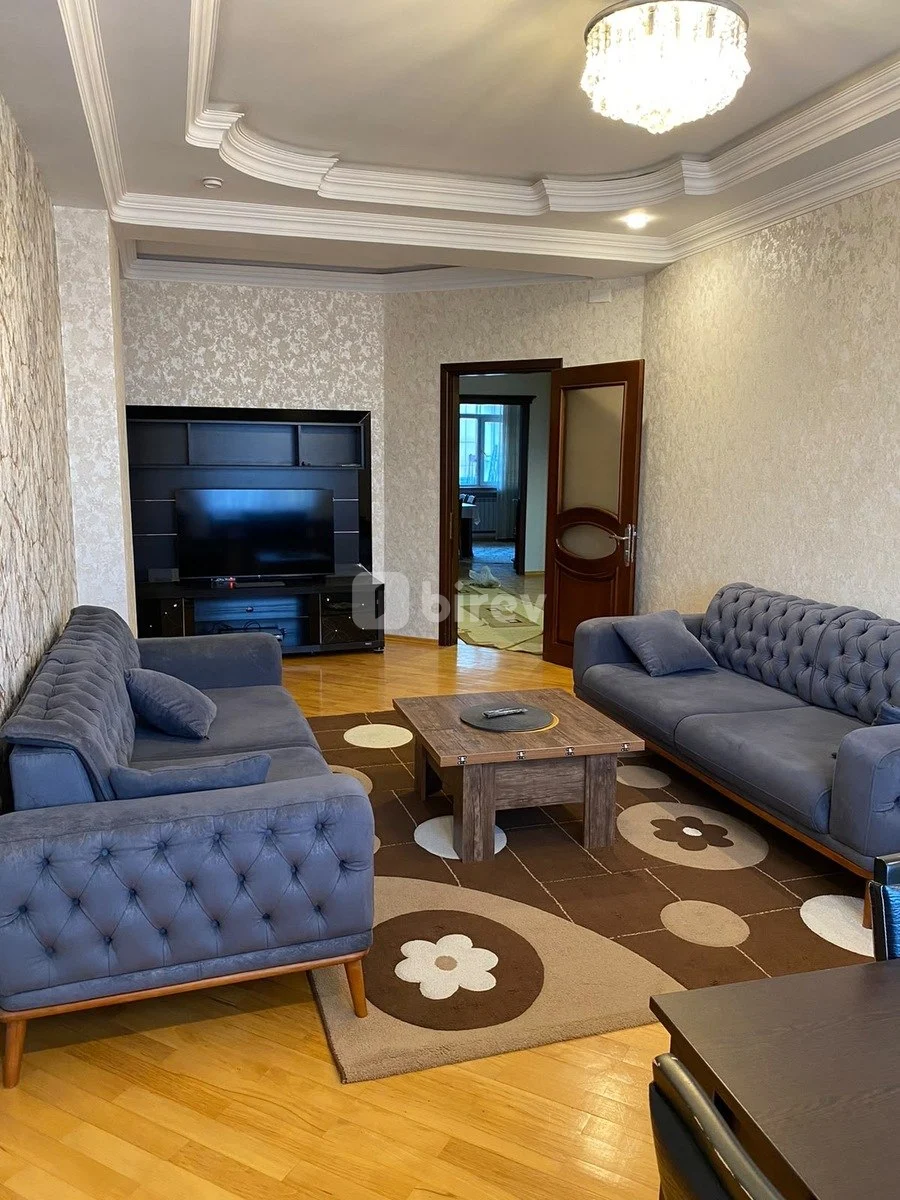 3-комнатная квартира, Насиминский район, Cəlil Məmmədquluzadə küç. 108, Баку — фото 2