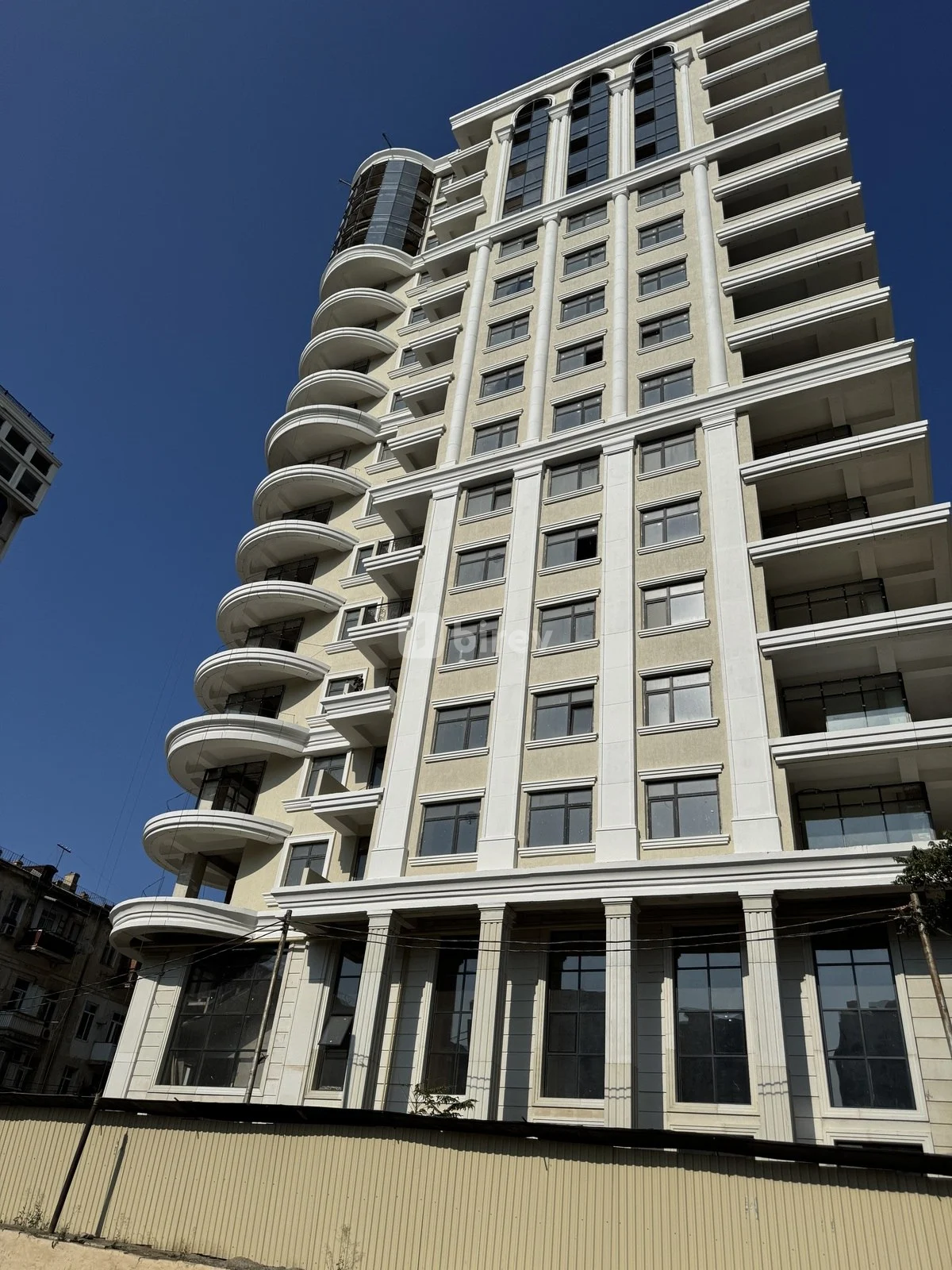 4-комнатная квартира, Наримановский район, 28 May küç., Баку — фото 12
