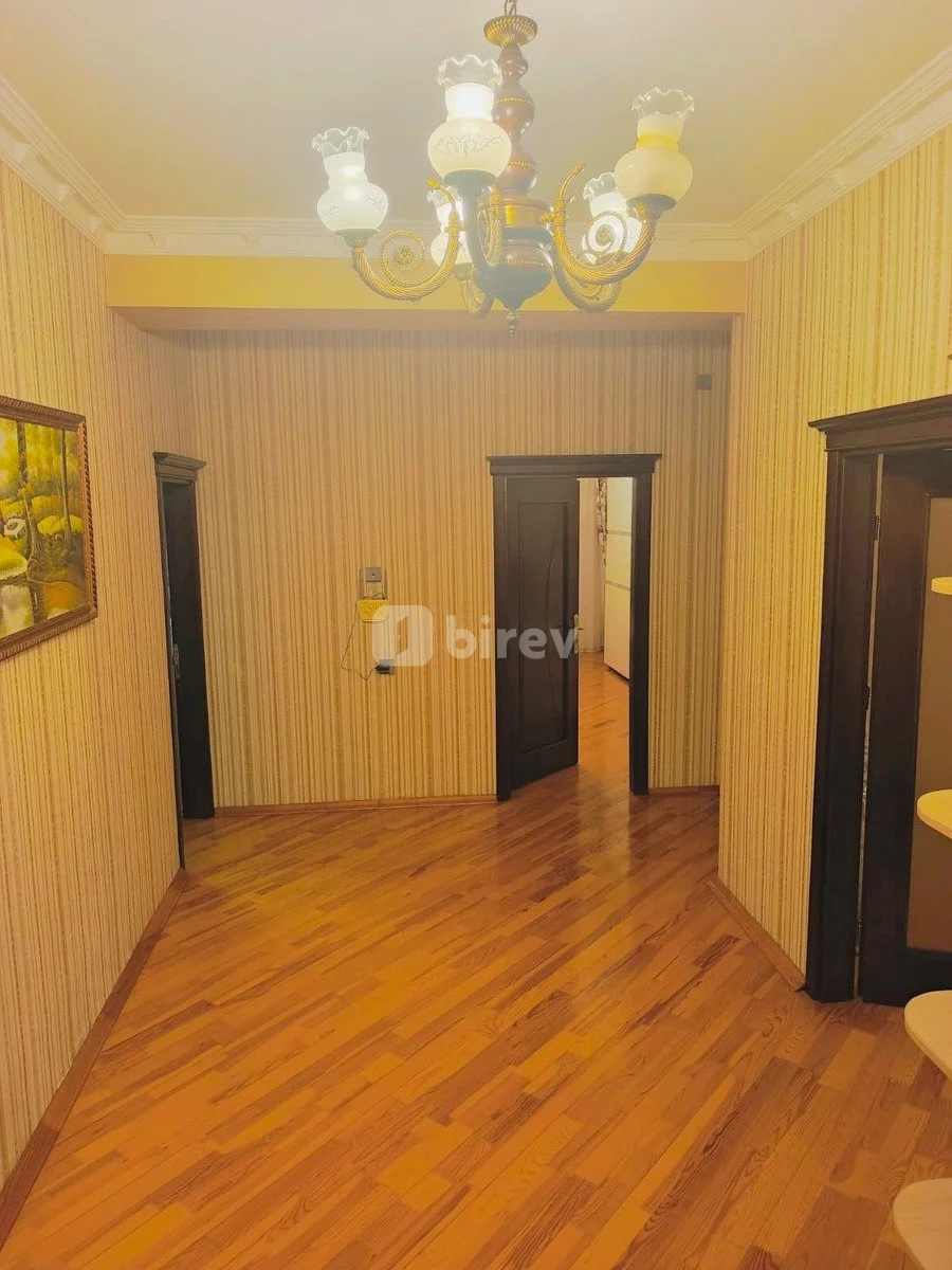 3-комнатная квартира, пос. 8-й километр, Elşən Süleymanov küçəsi 137A, Низаминский район — фото 2