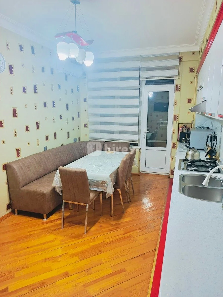 3-комнатная квартира, пос. 8-й километр, Elşən Süleymanov küçəsi 137A, Низаминский район — фото 12