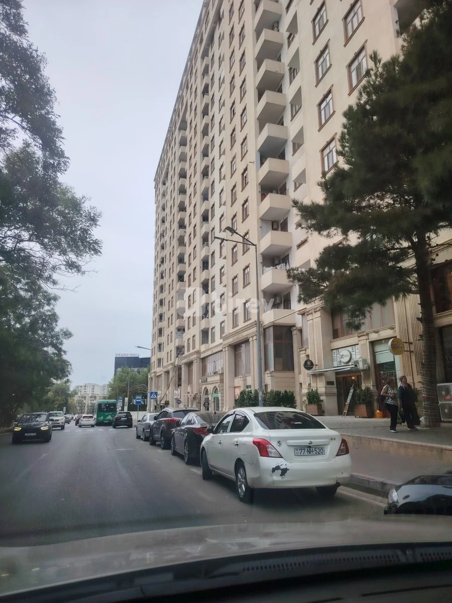 4-комнатная квартира, пос. Ахмедлы, N.Tusi küç., Хатаинский район — фото 1