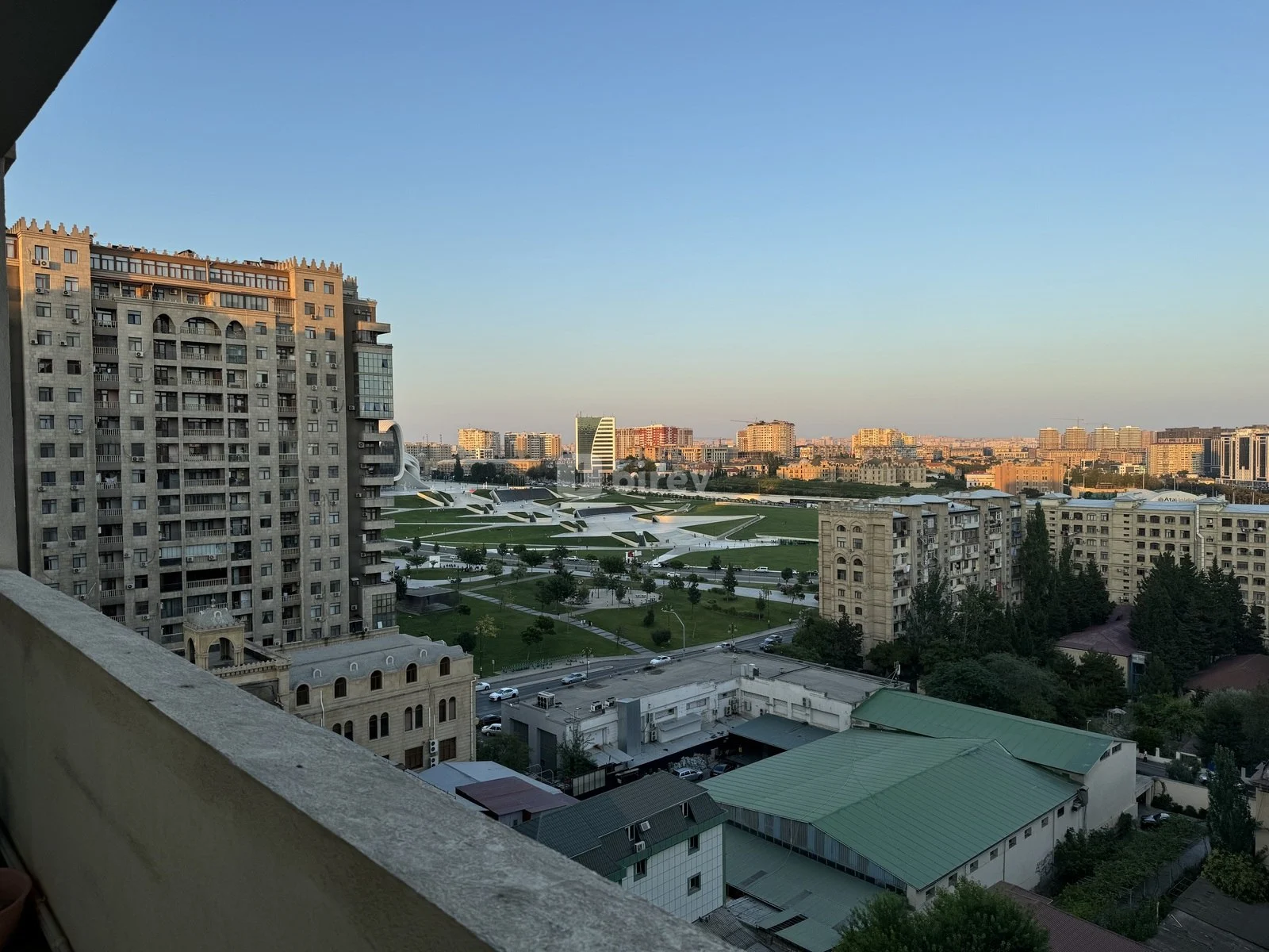 3-комнатная квартира, Наримановский район, Əliəşrəf Əlizadə k. 46, Баку — фото 2