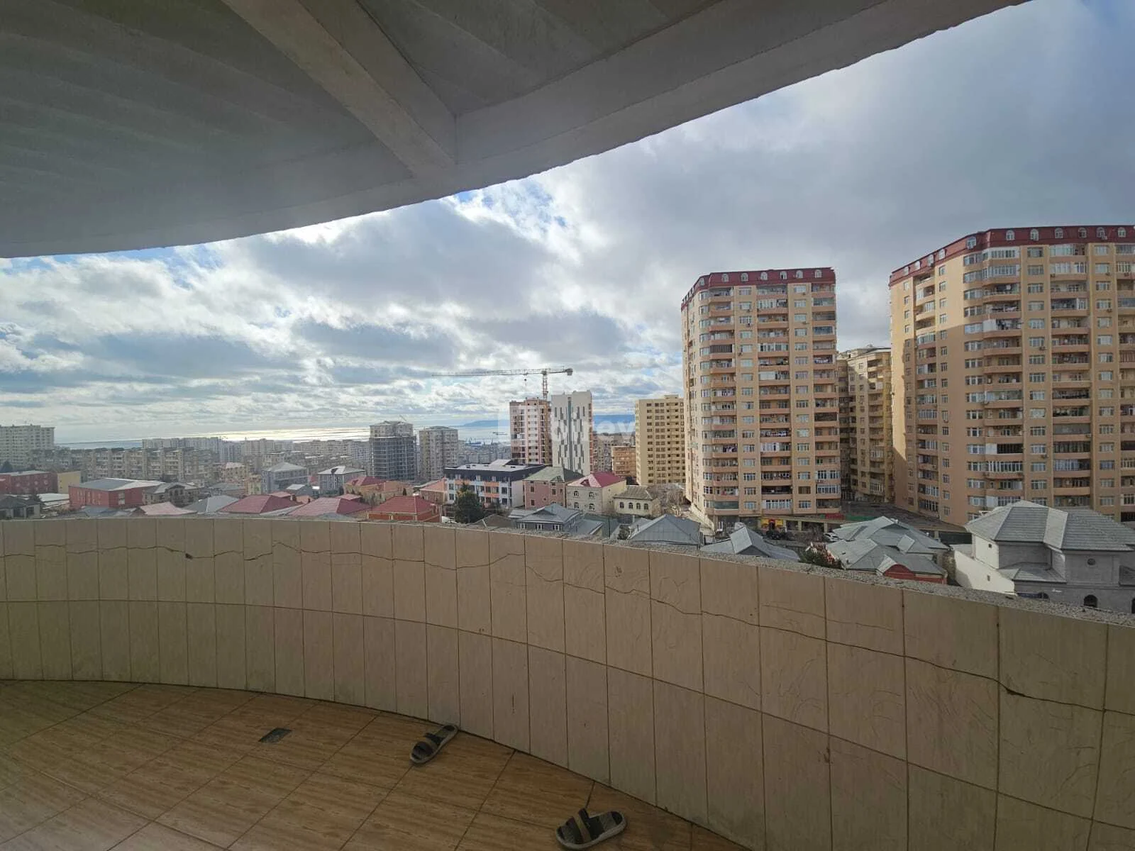 3-комнатная квартира, пос. Старые Гюнешли, General Şıxlinskı küç 29/42V, Хатаинский район — фото 18