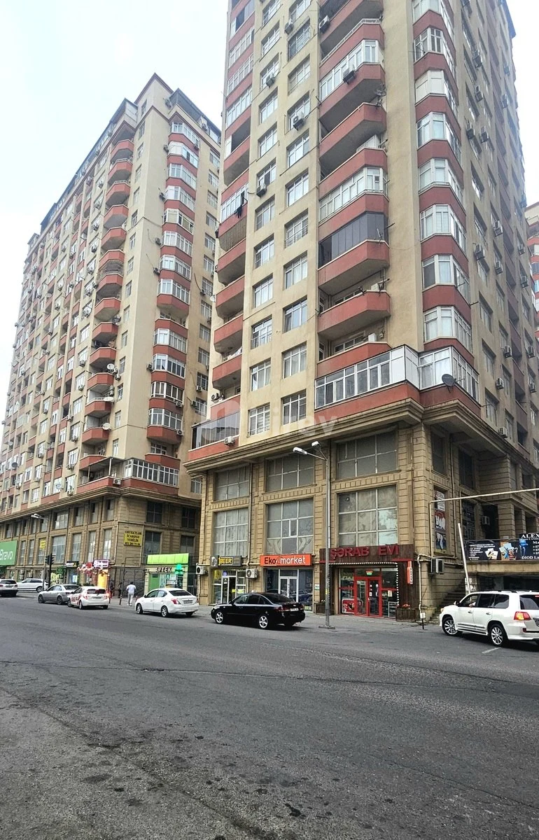 3-комнатная квартира, пос. 8-й километр, Elşən Süleymanov küçəsi, Низаминский район — фото 17