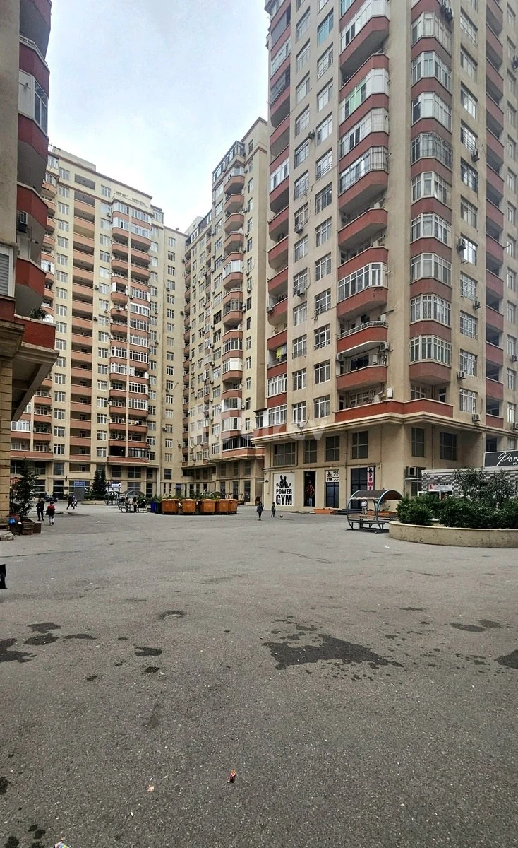3-комнатная квартира, пос. 8-й километр, Elşən Süleymanov küçəsi, Низаминский район — фото 19