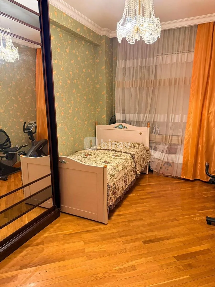 3-комнатная квартира, Сабаильский район, Dilarə Əliyeva 175, Баку — фото 8
