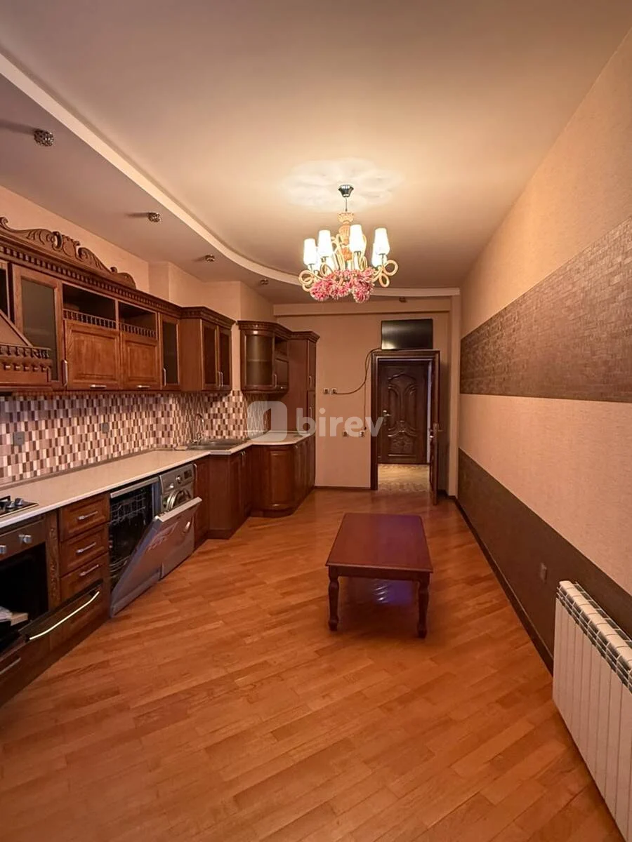 4-комнатная квартира, 3-й микрорайон, 3-cü mikrorayon, Насиминский район — фото 14