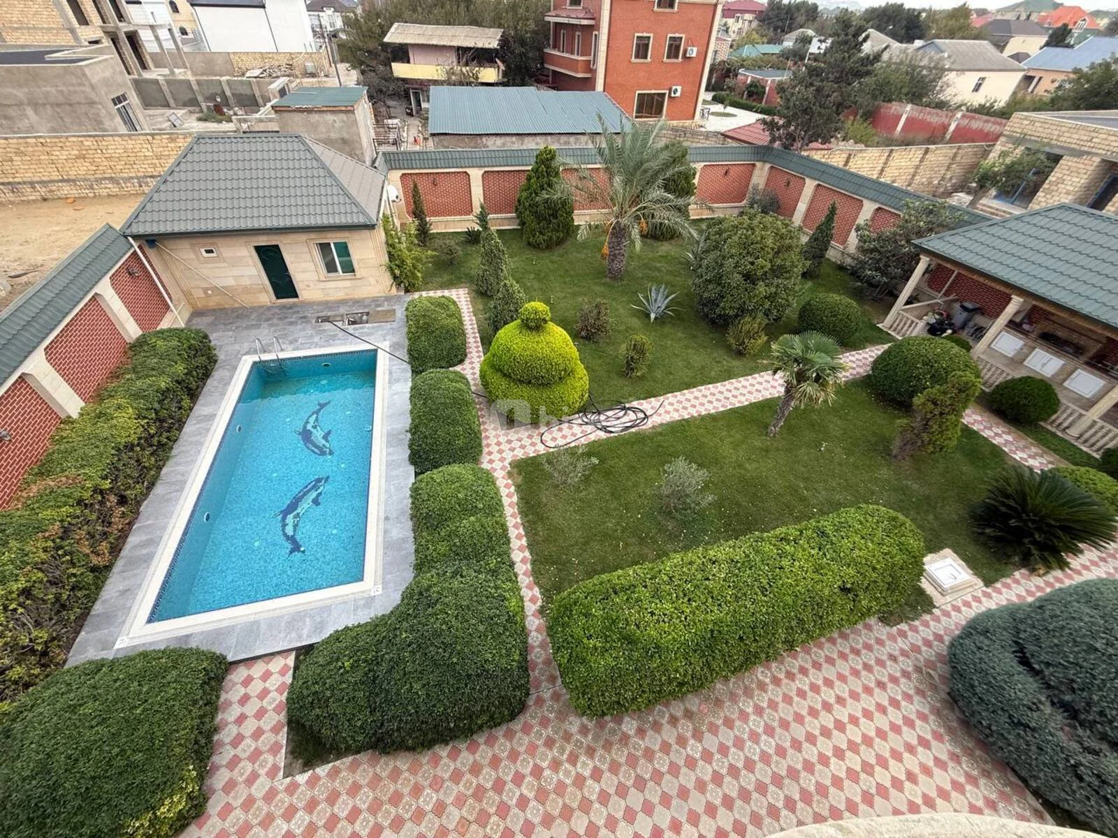 6 otaqlı həyət evi, Corat, Yлицa шaxидa Pamиля Гyлиeba, Sumqayıt şəhəri — şəkil 3