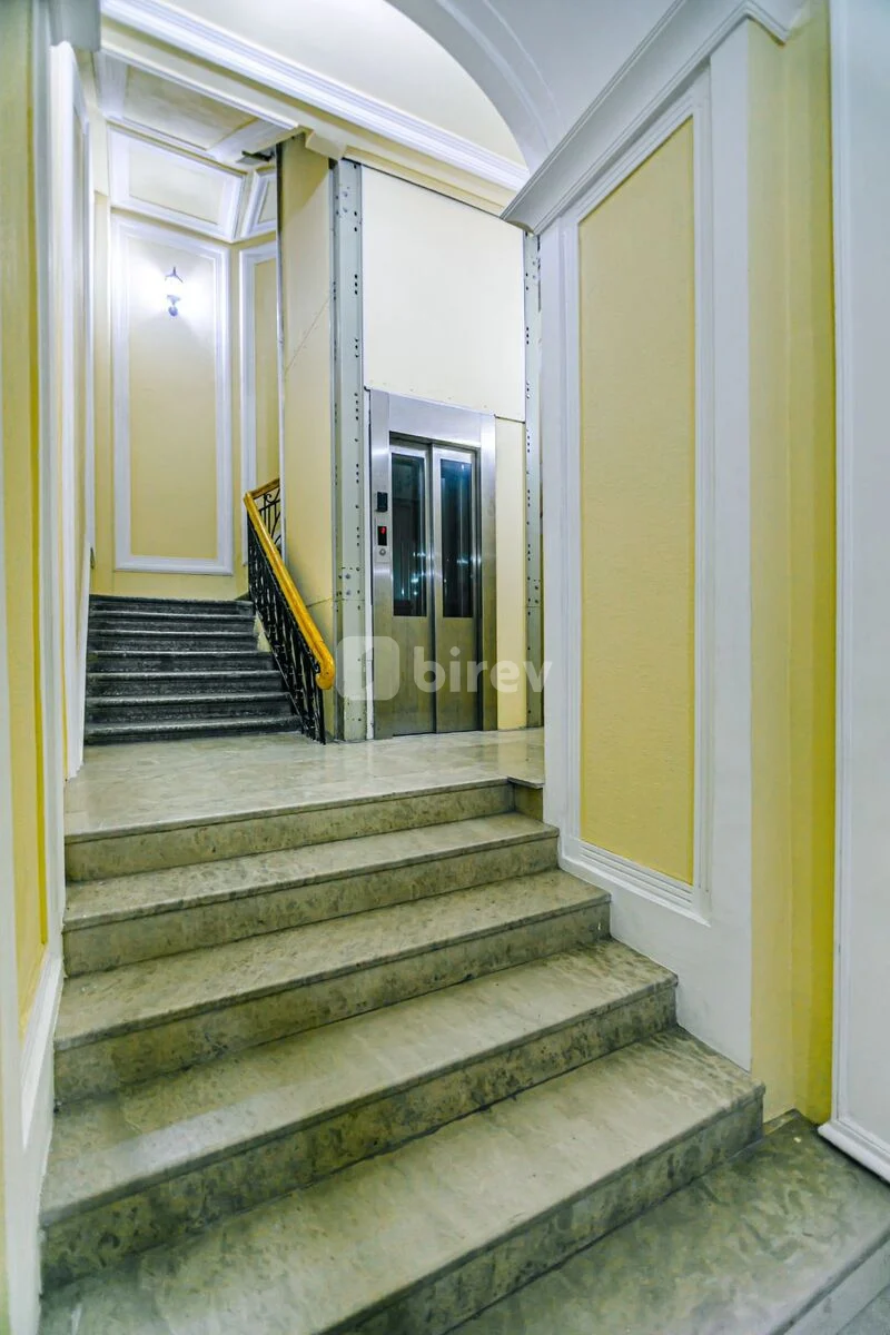 6 otaqlı mənzil, Səbail rayonu, Nizami küç, Bakı şəhəri — şəkil 16