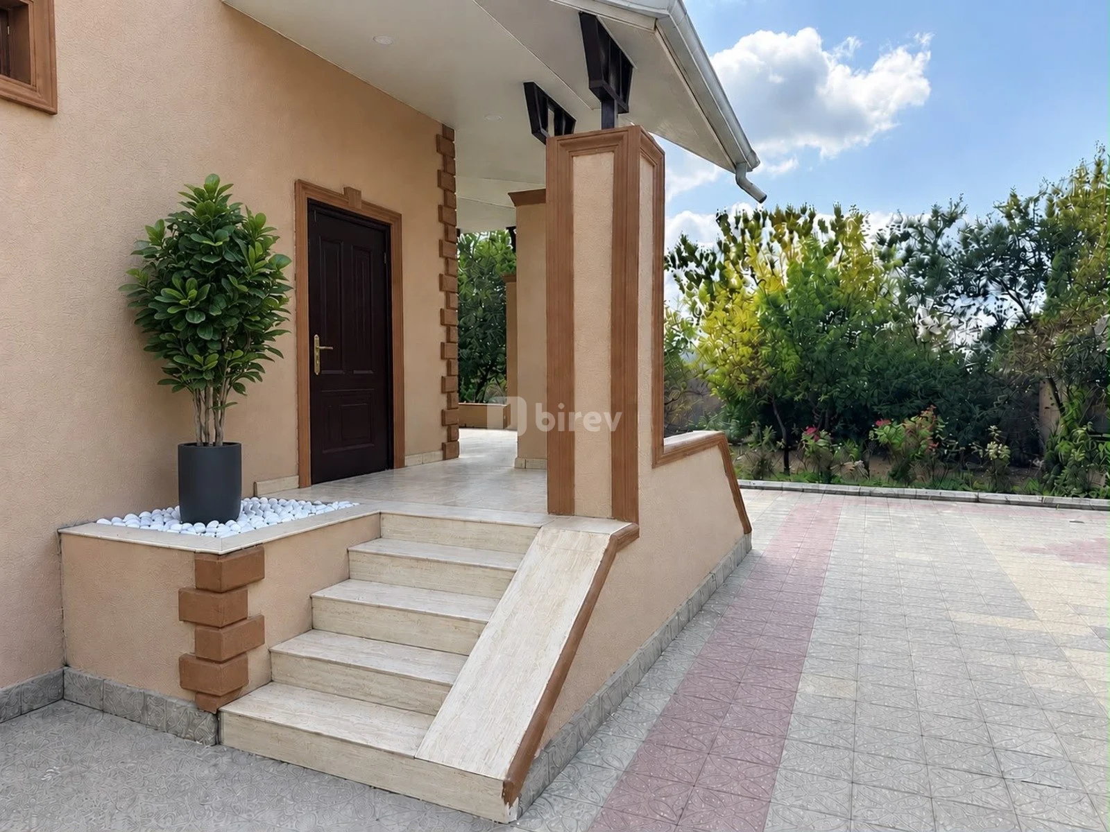4 otaqlı həyət evi, Oğuz rayonu, Mikayil Muşfiq küç — şəkil 2