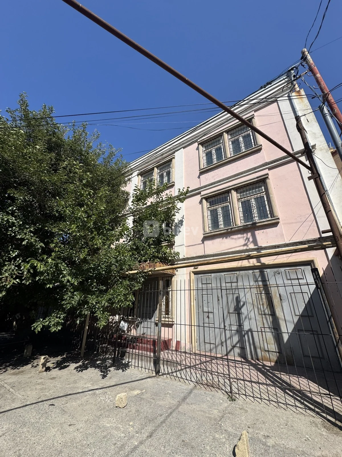 12 otaqlı həyət evi, Nəsimi rayonu, Ənvər Əlixanov, Bakı şəhəri — şəkil 1