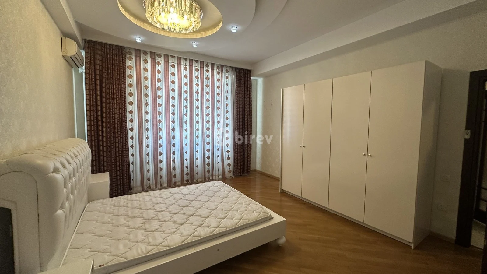 4 otaqlı mənzil, Nəsimi rayonu, Rixard Zorge küçəsi, Bakı şəhəri — şəkil 12