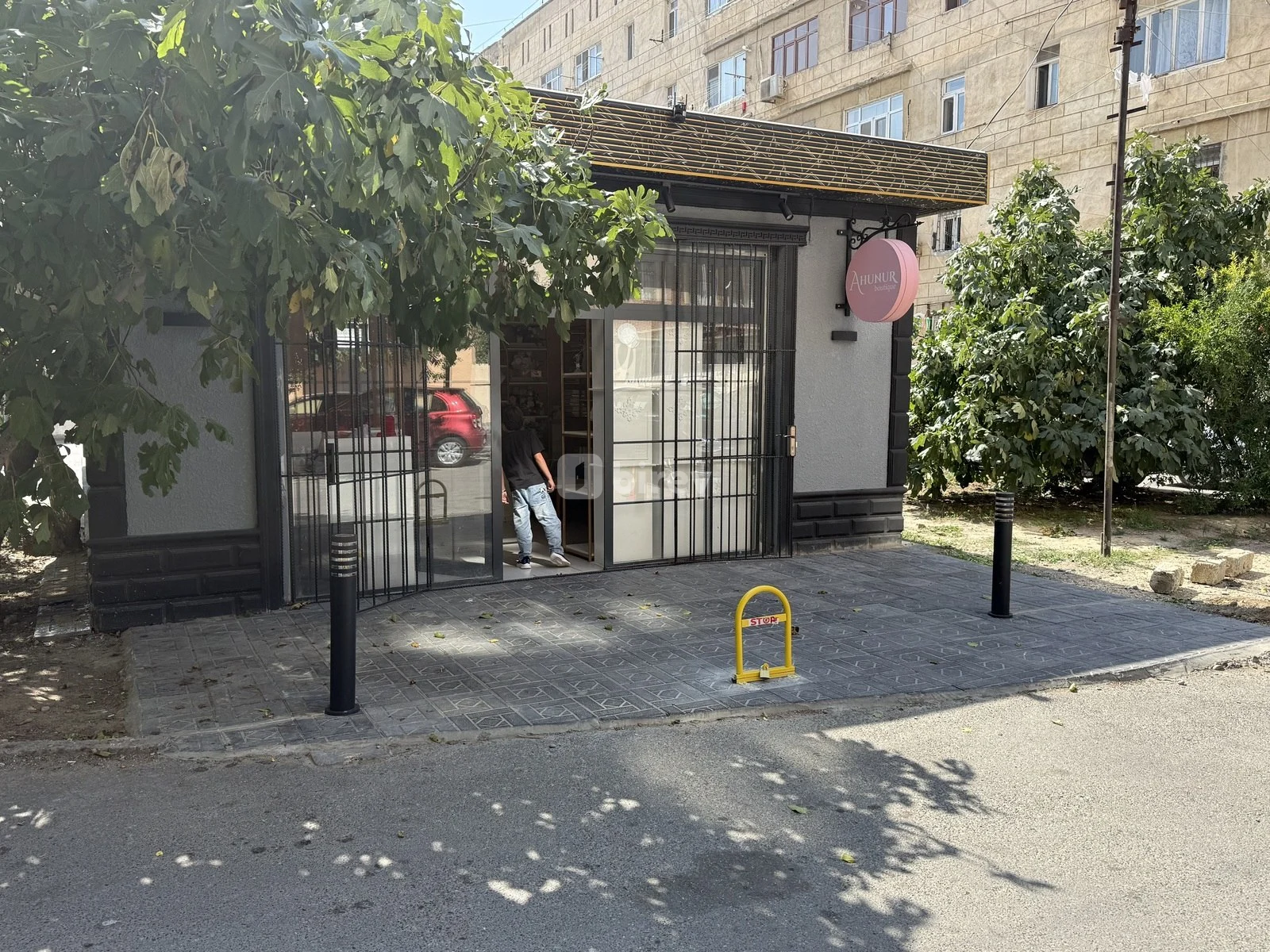 Obyekt, Nizami rayonu, Əlif Hacıyev küçəsi, Bakı şəhəri — şəkil 3