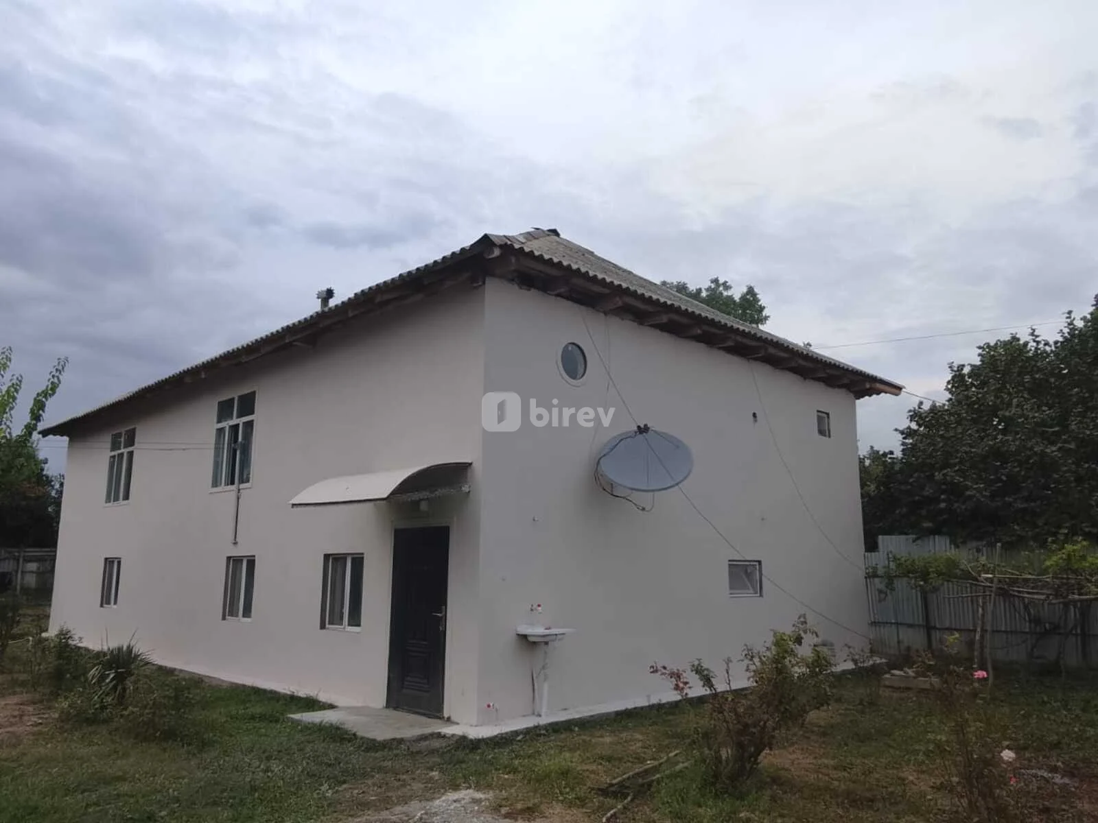4 otaqlı həyət evi, Oğuz rayonu, Tayıflı kəndi. — şəkil 2