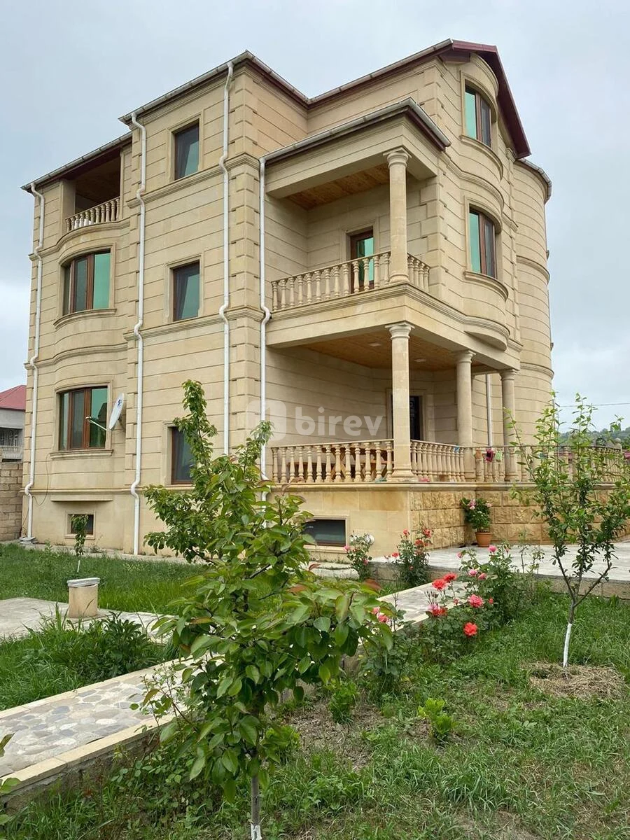 6 otaqlı həyət evi, Quba rayonu, Quba, Qəçrəş — şəkil 1