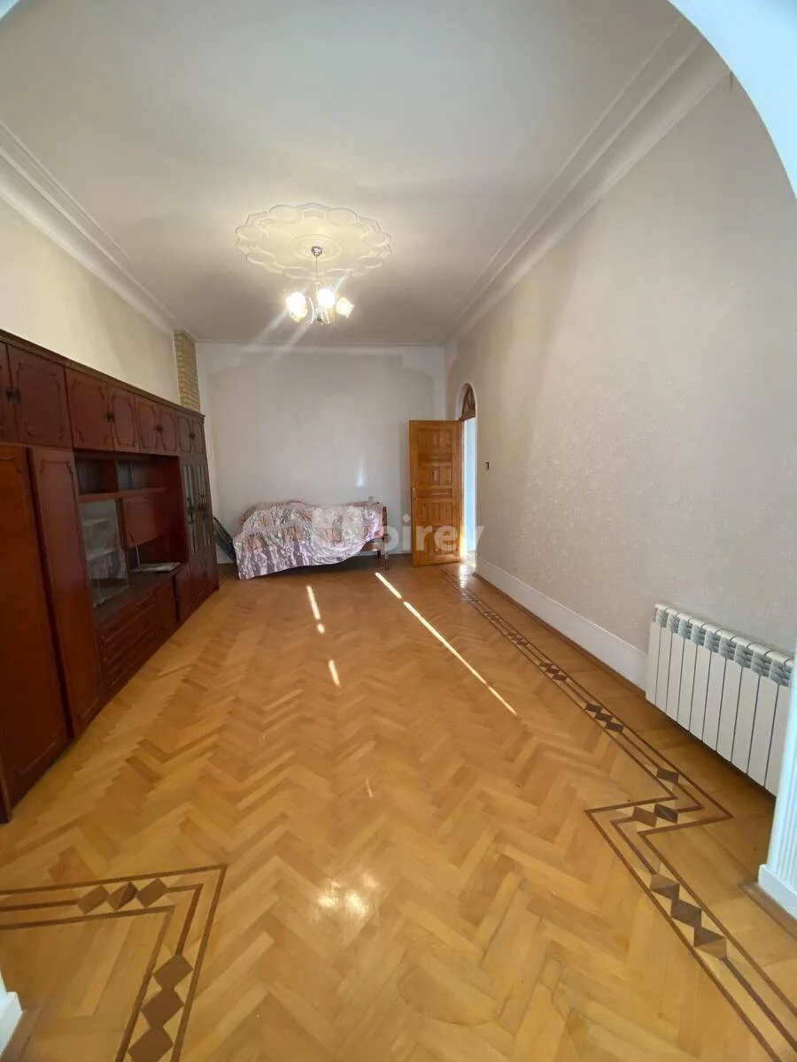 4 otaqlı həyət evi, Həzi Aslanov q., 8 Noyabr prospekti, Xətai rayonu — şəkil 22