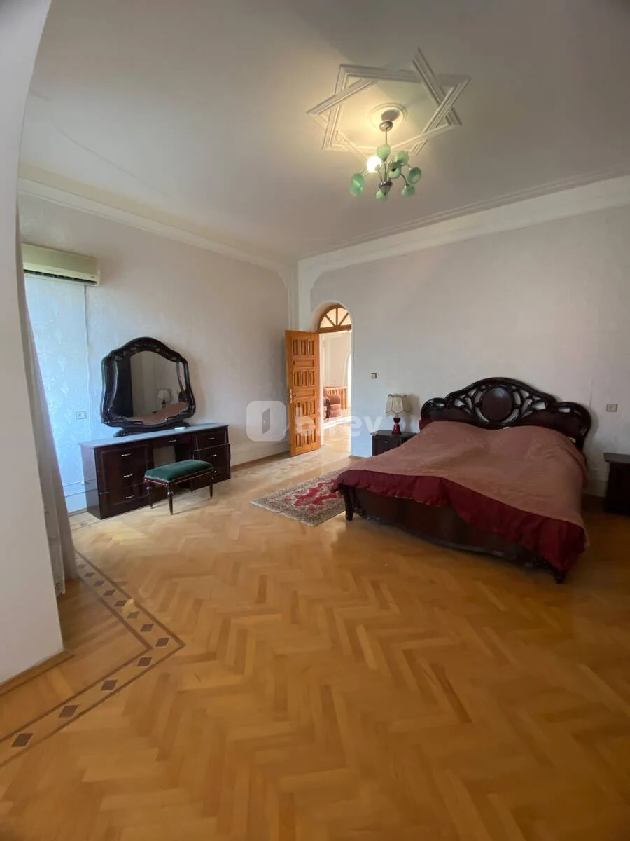 4 otaqlı həyət evi, Həzi Aslanov q., 8 Noyabr prospekti, Xətai rayonu — şəkil 24
