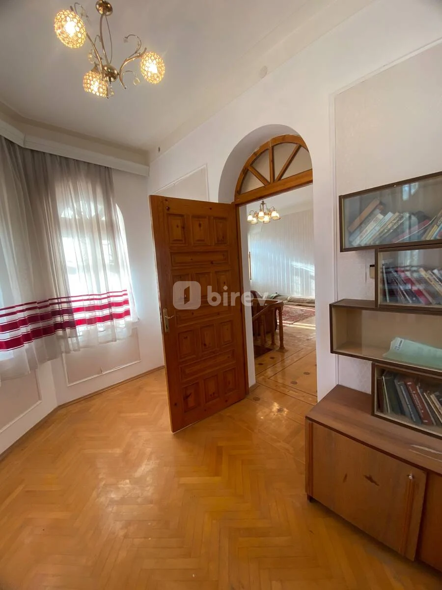 4 otaqlı həyət evi, Həzi Aslanov q., 8 Noyabr prospekti, Xətai rayonu — şəkil 27